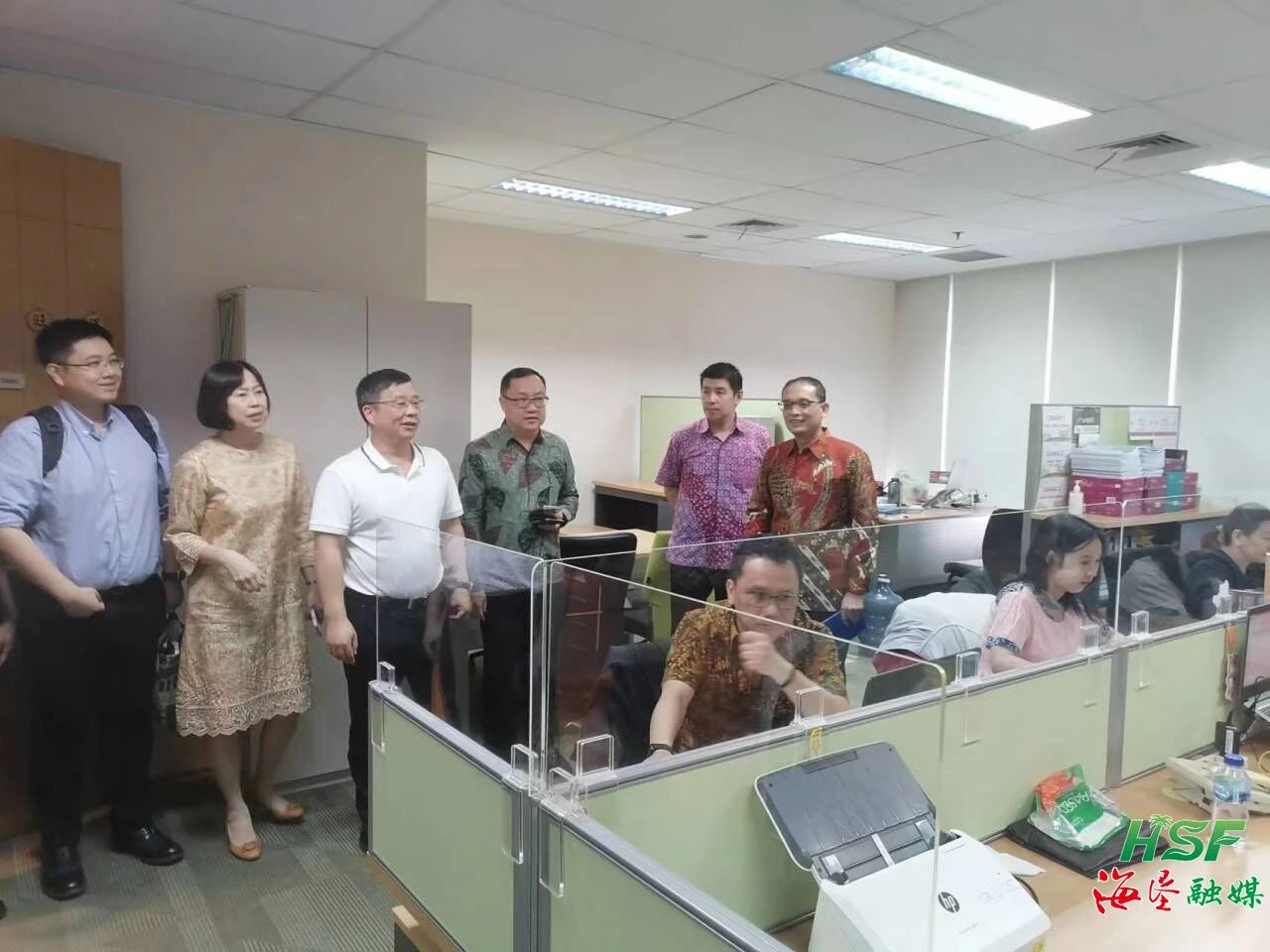 包洪文一行到KM公司调研。。。。。。